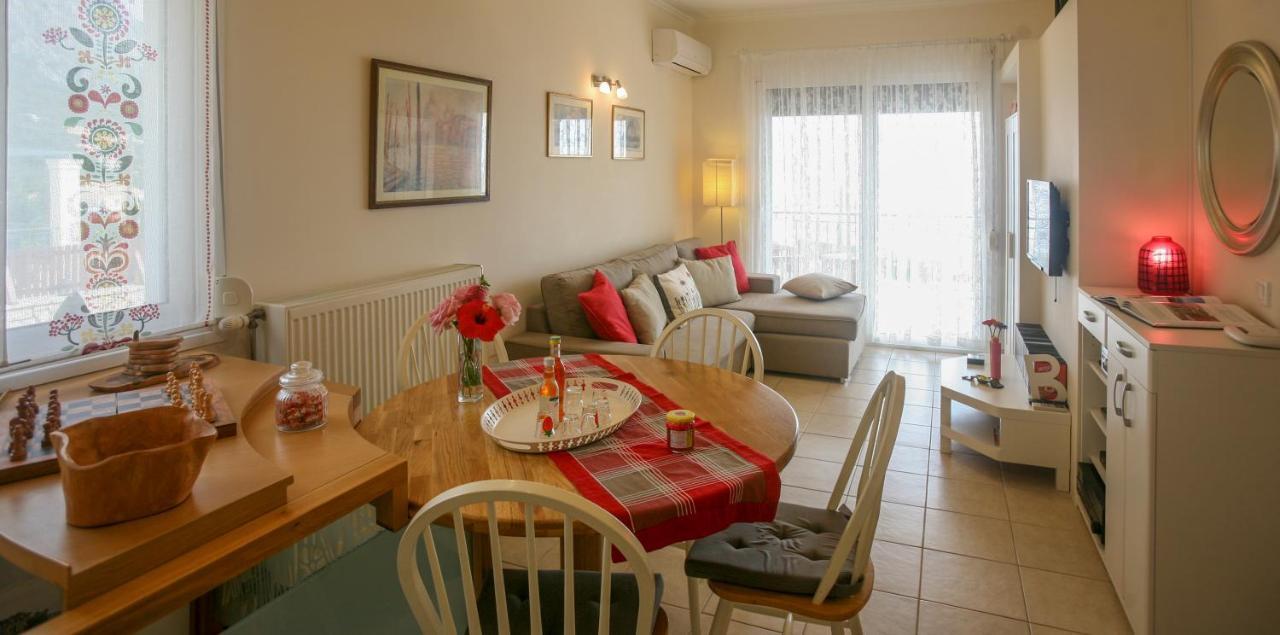 Villa Artemis Barbati Bagian luar foto